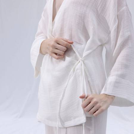 Penelope by Serli Keçoğlu Müslin Kruvaze Kimono Kısa Beyaz L-XL - Thumbnail